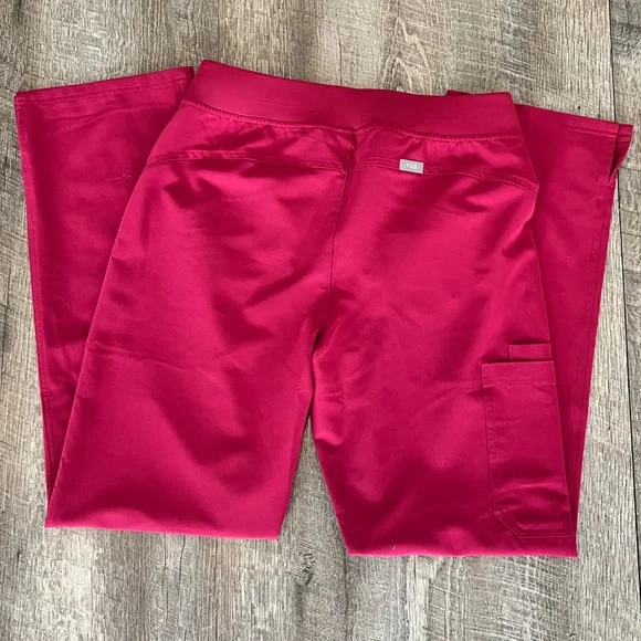 Figs Cranberry Cade Cargo pants Medium***  Read Description - Picture 2 of 9